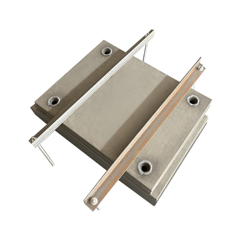 Rivestimento resistente all'usura con superficie a specchio